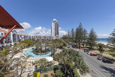 Oaks Gold Coast Calypso Plaza Suites - Tourism Noosa 3