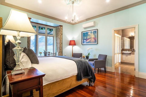 Tallawarra B & B - Tourism Noosa 5