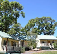 Avoca Cottages - Tourism Noosa