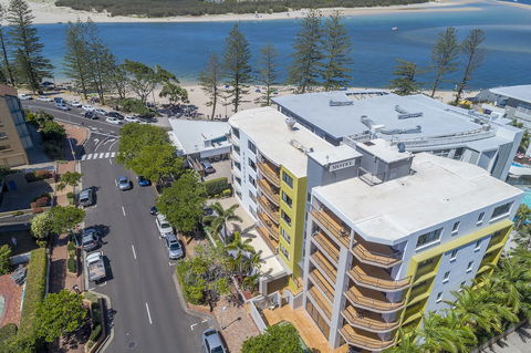 Belaire Place - Tourism Noosa 0