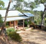 Trestrail Cottage B  B - Tourism Noosa