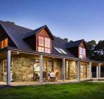 Cedar  Stone - Tourism Noosa