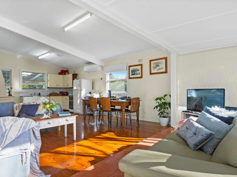 Between 2 Beaches Comfortable Private Sanctuary - Tourism Noosa 1