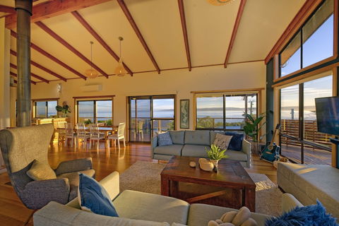 Zenith - Tourism Noosa 5