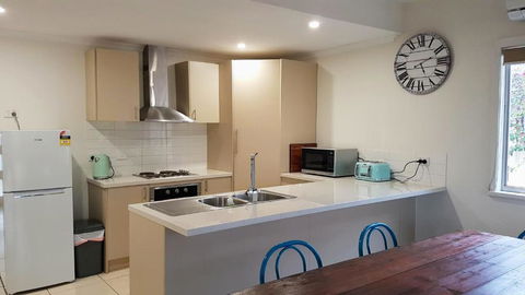 Homely Getaways Eighth Street Mildura - Tourism Noosa 3