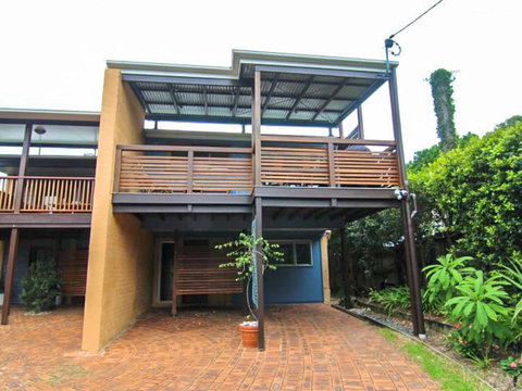 Two Sands Town House - Tourism Noosa 1