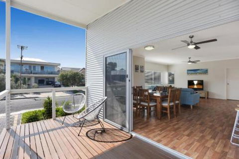 Moana Dreams - Tourism Noosa 0