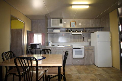 Lazy Days Caravan Park - Tourism Noosa 4