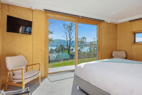 Fairwinds Tasmania - Tourism Noosa 4