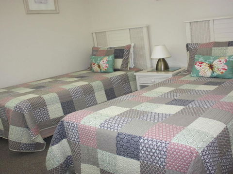 Twin Pines 401 CBD Location - Tourism Noosa 3