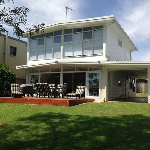 Bundalong Waterfront 28 Graham Ave Bundalong - Tourism Noosa 1