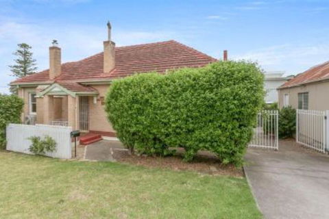 Grace Cottage - Tourism Noosa 0