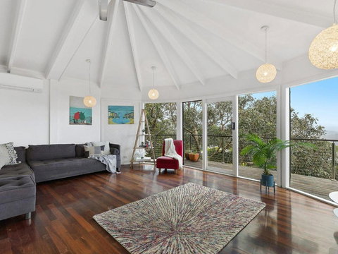 NICHE On NOBLE Ever Changing Vista - Tourism Noosa 2