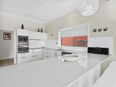 Fairwater In Mollymook - Tourism Noosa 5