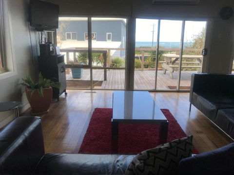 OCEAN VIEWS - Tourism Noosa 2