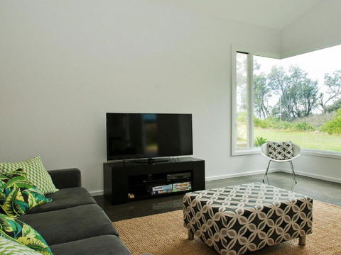 Farrant House Modern & Contemporary - Tourism Noosa 1