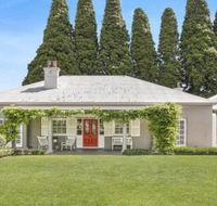 Nattai Lodge house  cottage in beautiful garden - Tourism Noosa