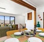 Time to Unwind old style charm - Tourism Noosa