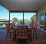 Waterfront on Osprey - Tourism Noosa