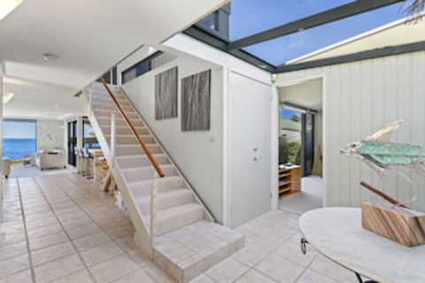 Foreshore Drive 55 - Tourism Noosa 0