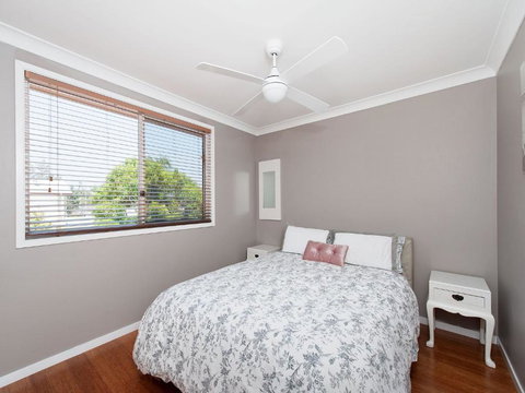 Purely Whitesands On The Bay At Fingal Bay - Tourism Noosa 4