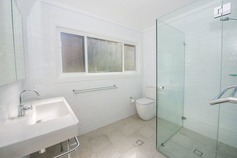 Fingal Bay Beach House 32 Lentara Street - Tourism Noosa 4