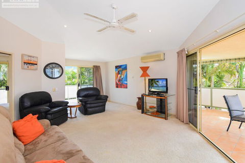 Fabulous Pet Friendly Family Home - 3 Carribean Court - Tourism Noosa 3