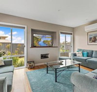 Ontario Way 1 Burrill Lake - Tourism Noosa