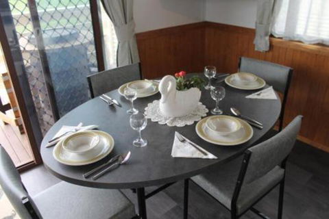 OMARU FARM STAY - Tourism Noosa 4