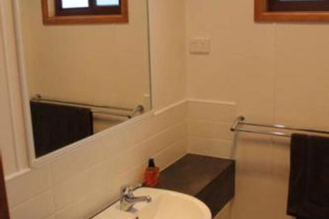 OMARU FARM STAY - Tourism Noosa 2