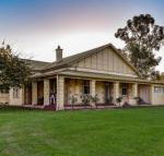 The Jazz B  B - Tourism Noosa