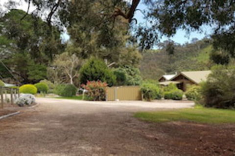 Heysen's Rest Bed & Breakfast - Tourism Noosa 0