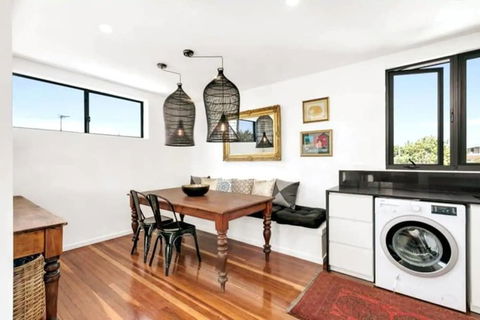 Spacious 2 Bedroom Townhouse In Southport - Tourism Noosa 7