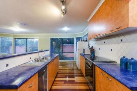 Galahonest Seabrook House West Melbourne - Tourism Noosa 2