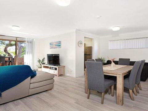 Braemar 5 On The Lake! - Tourism Noosa 6
