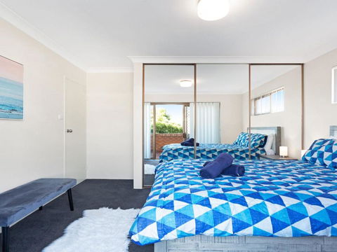 Braemar 5 On The Lake! - Tourism Noosa 1