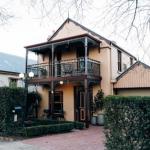 Luxury On Loch - Tourism Noosa 0