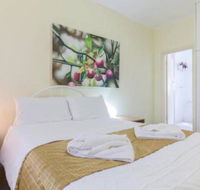 Broadway Apartments - Tourism Noosa