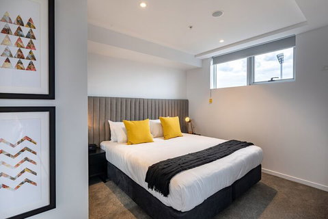 Linton Hotel - Tourism Noosa 6