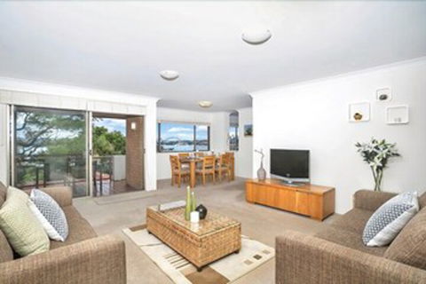 The Apartment Service NAP13 - Tourism Noosa 2