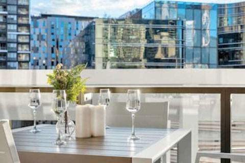 I02-china Town Luxury Service Apartment - Tourism Noosa 0