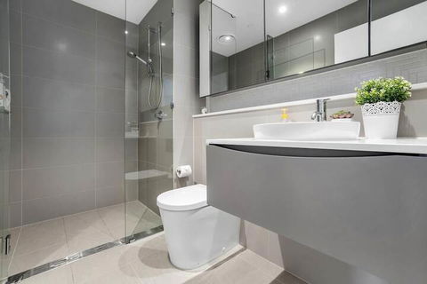 I02-china Town Luxury Service Apartment - Tourism Noosa 5