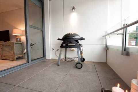 Luxury Studio With Parking In Woolloomooloo WMLOO - Tourism Noosa 6