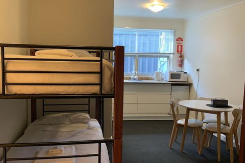 Stables Boutique Motel - Tourism Noosa 5