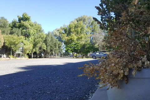 Back O Bourke Motel - Tourism Noosa 3