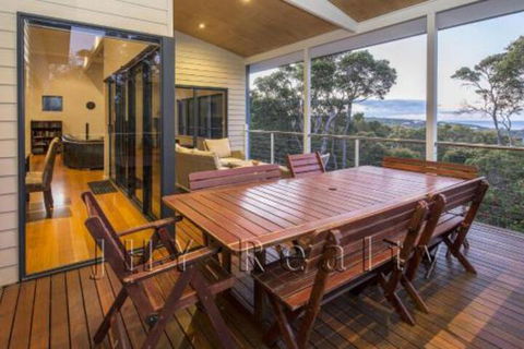 Eagle Vista - Tourism Noosa 3
