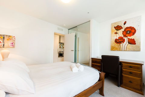 TIARA, 1BDR Southbank Apartment - Tourism Noosa 4