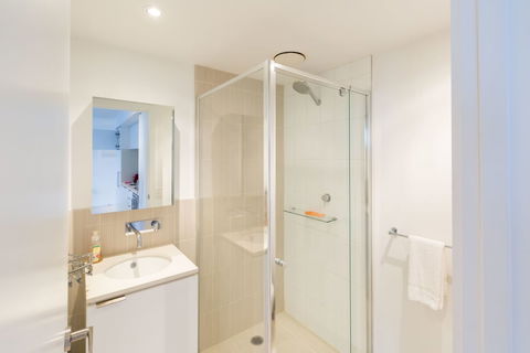 TIARA, 1BDR Southbank Apartment - Tourism Noosa 1