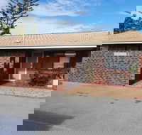 Ocean Beach Chalet 18 - Tourism Noosa