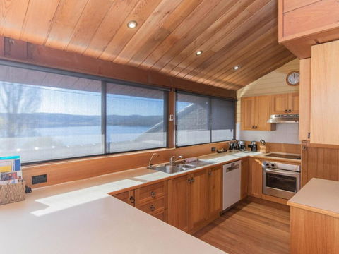 Ibis 19 McLure Circuit - Tourism Noosa 2